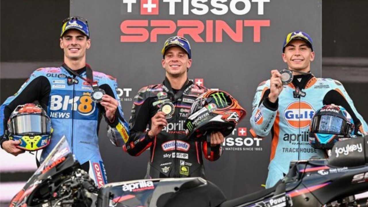 Panas 56 Derajat, Bezzecchi Sabet Sprint Race MotoGP Mandalika 2025