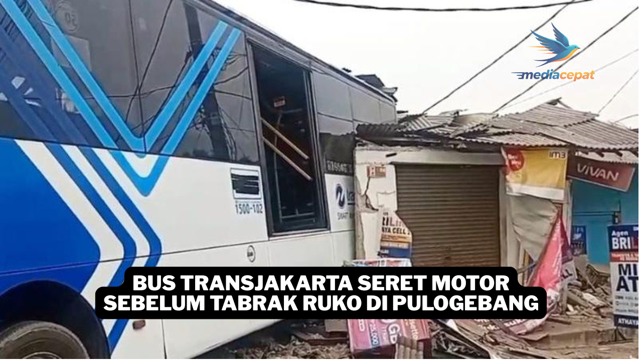 Bus Transjakarta Seret Motor Sebelum Tabrak Ruko Pulogebang